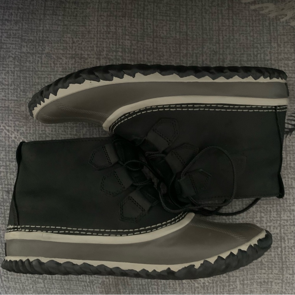 Sorel Out And About Black Duck Waterproof Ankle Boots Gem